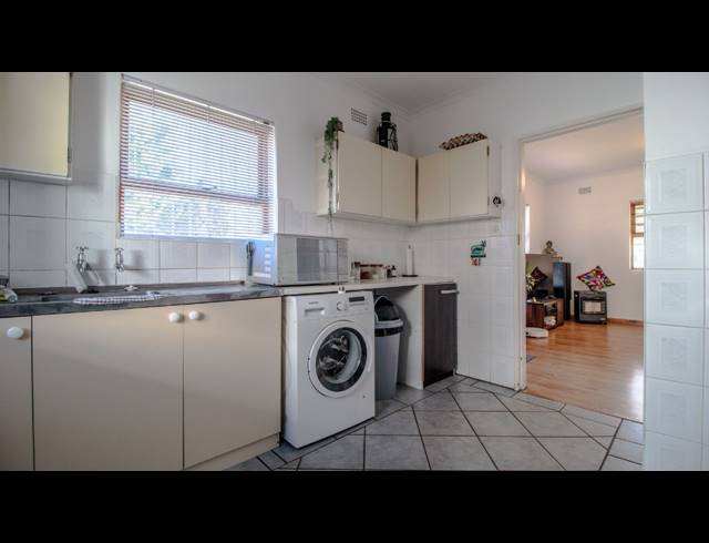 1 BEDROOM HOUSE TO LET IN EDGEMEAD